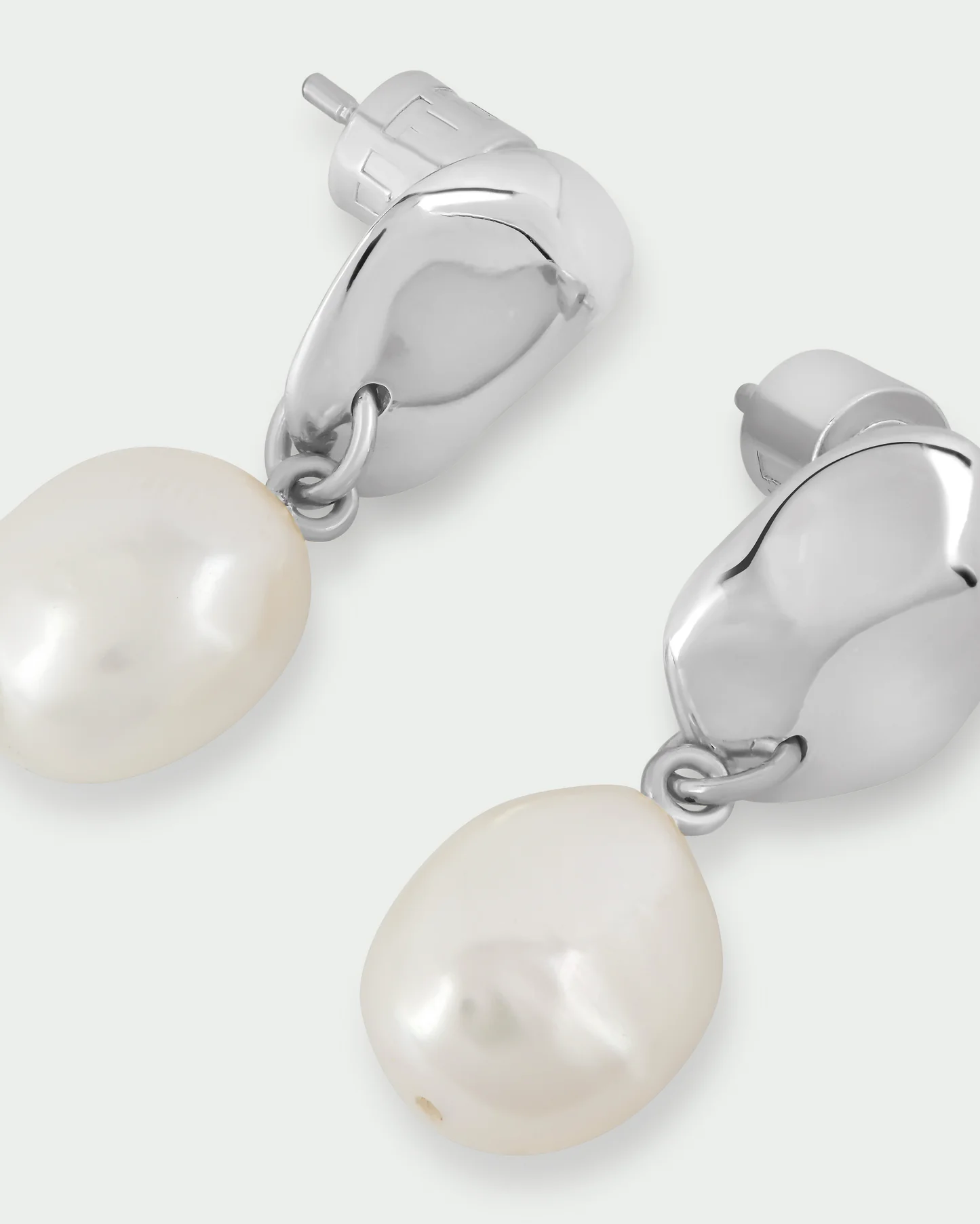 Tutti & Co Perla Earrings Silver - Image 5