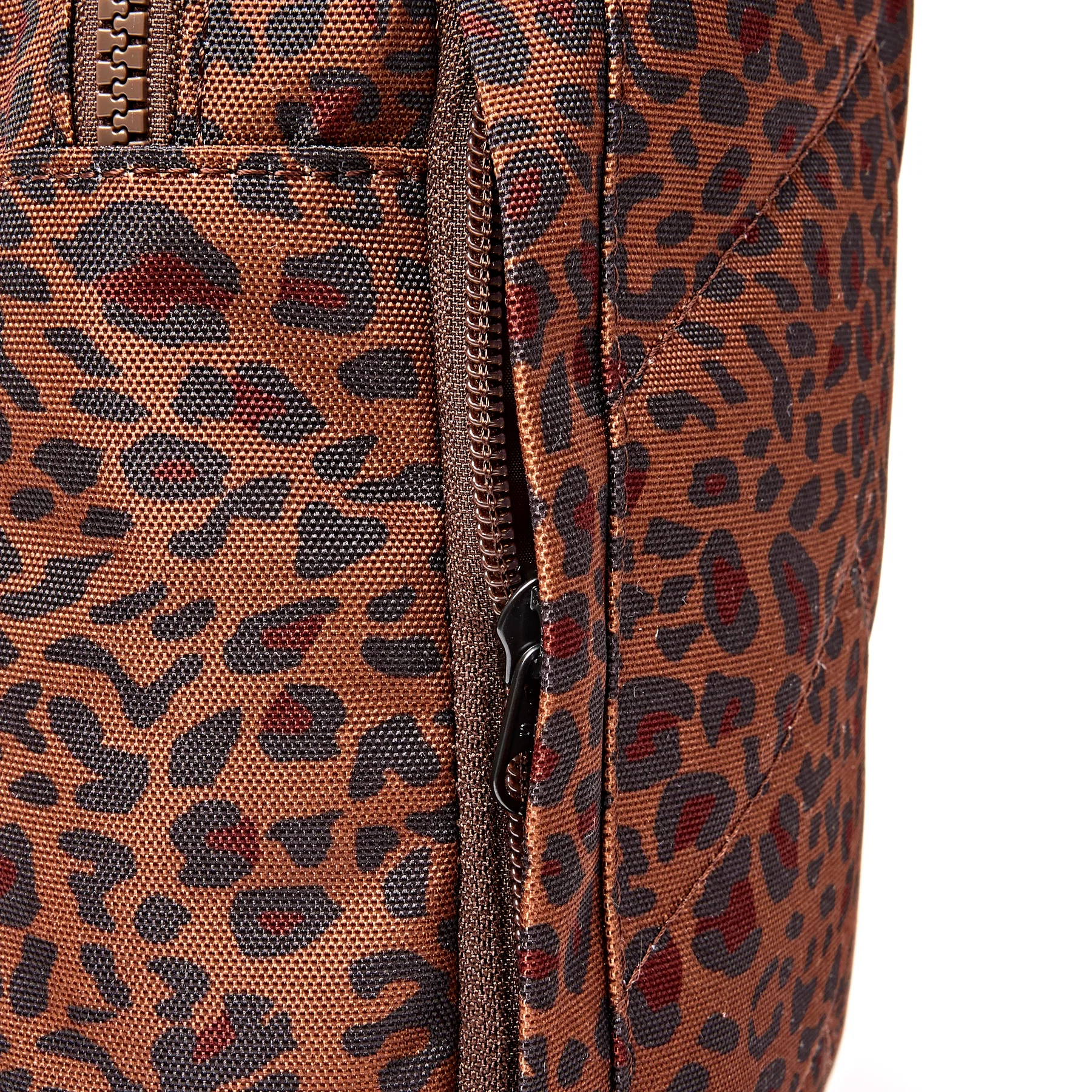 Roka Willesden Sling Bag Mini Leopard - Image 8