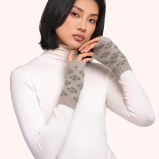 Powder at Gifted Boston Spa -Roxy Wrist Warmers Cream moss