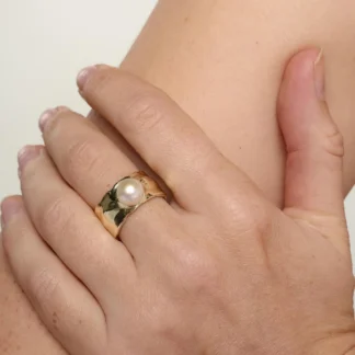 Tutti at Gifted Boston Spa - Iris Ring Gold RN379Gm