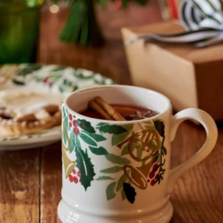 Emma Bridgewater at Gifted Boston Spa - Bring In The Green 1/2 Pint Mug